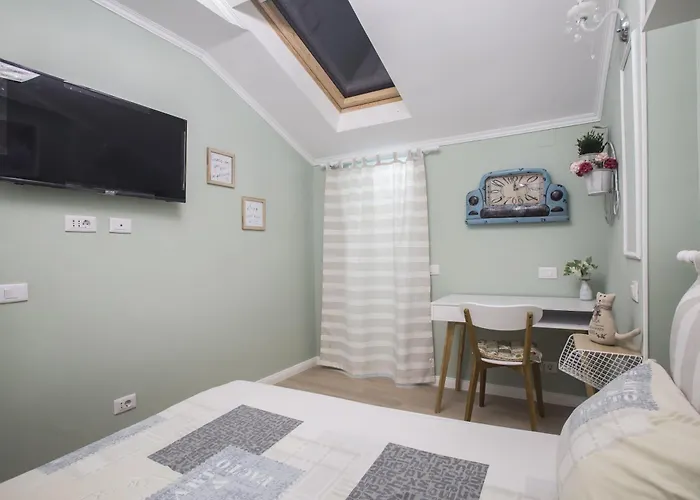 62 Steps To Petit Bonheur