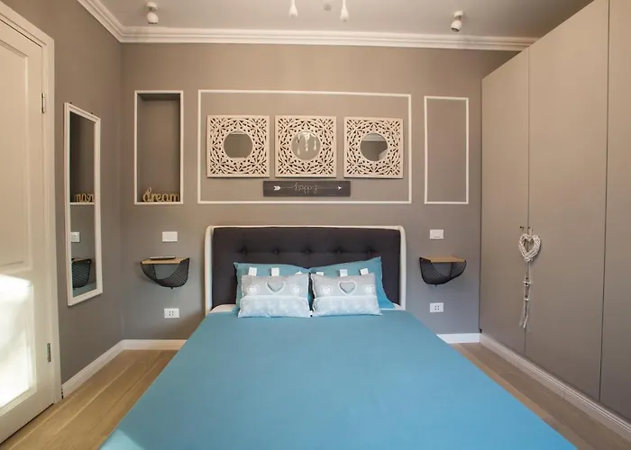 62 Steps To Petit Bonheur بوخارست