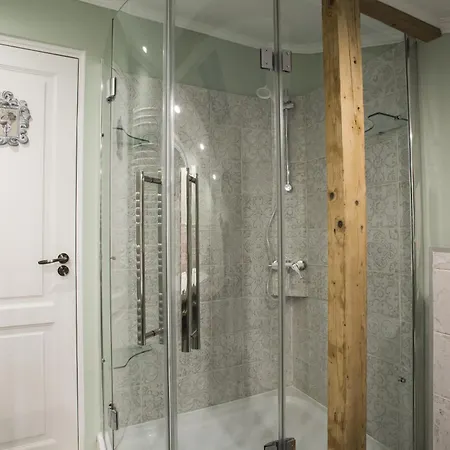 アパート 62 Steps To Petit Bonheur