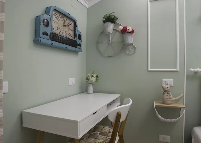 62 Steps To Petit Bonheur *