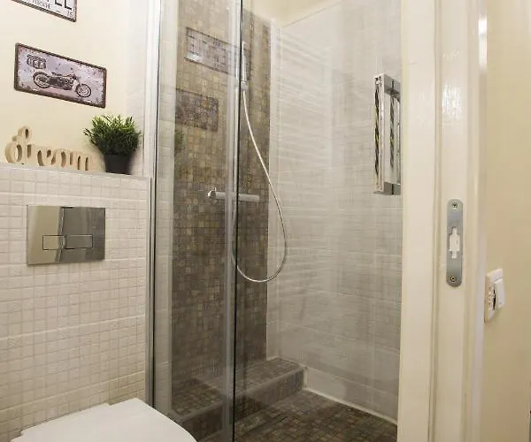 아파트 62 Steps To Petit Bonheur *