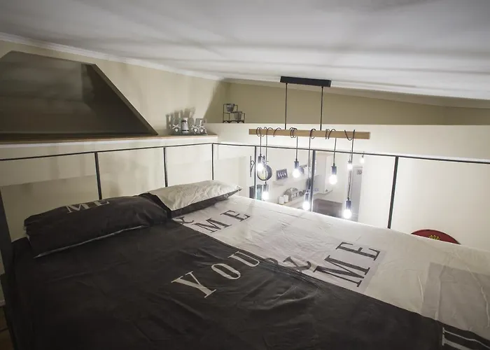 62 Steps To Petit Bonheur 아파트